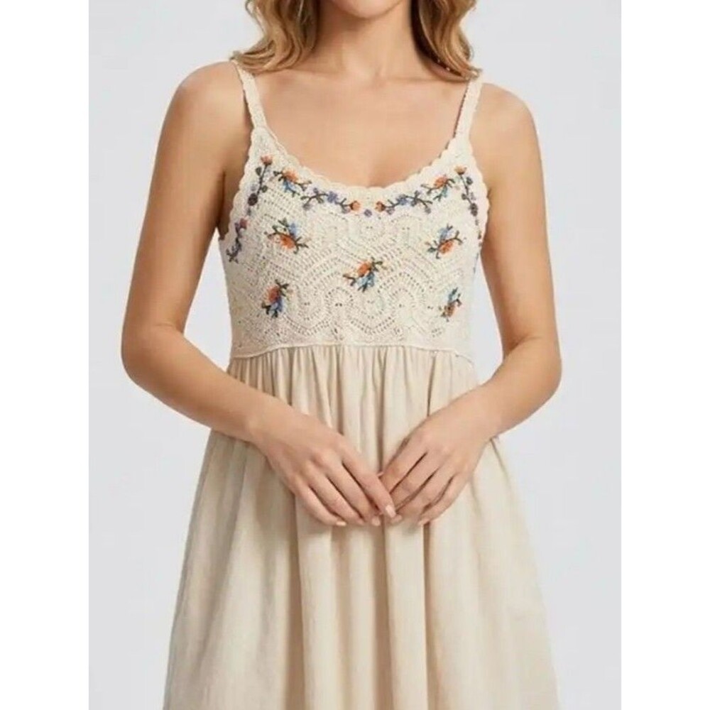 Boho Crochet-Top Cream Sundress with Floral Embroidery Size M